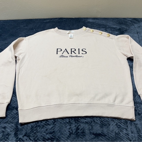 H&M Cream Women's Sweater with Gold Button Accents size S - Picture 2 of 8